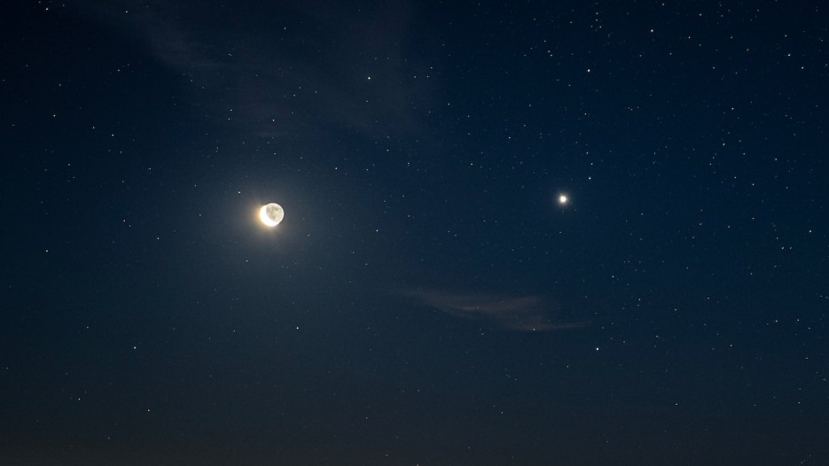 planets-align-night-sky-UK